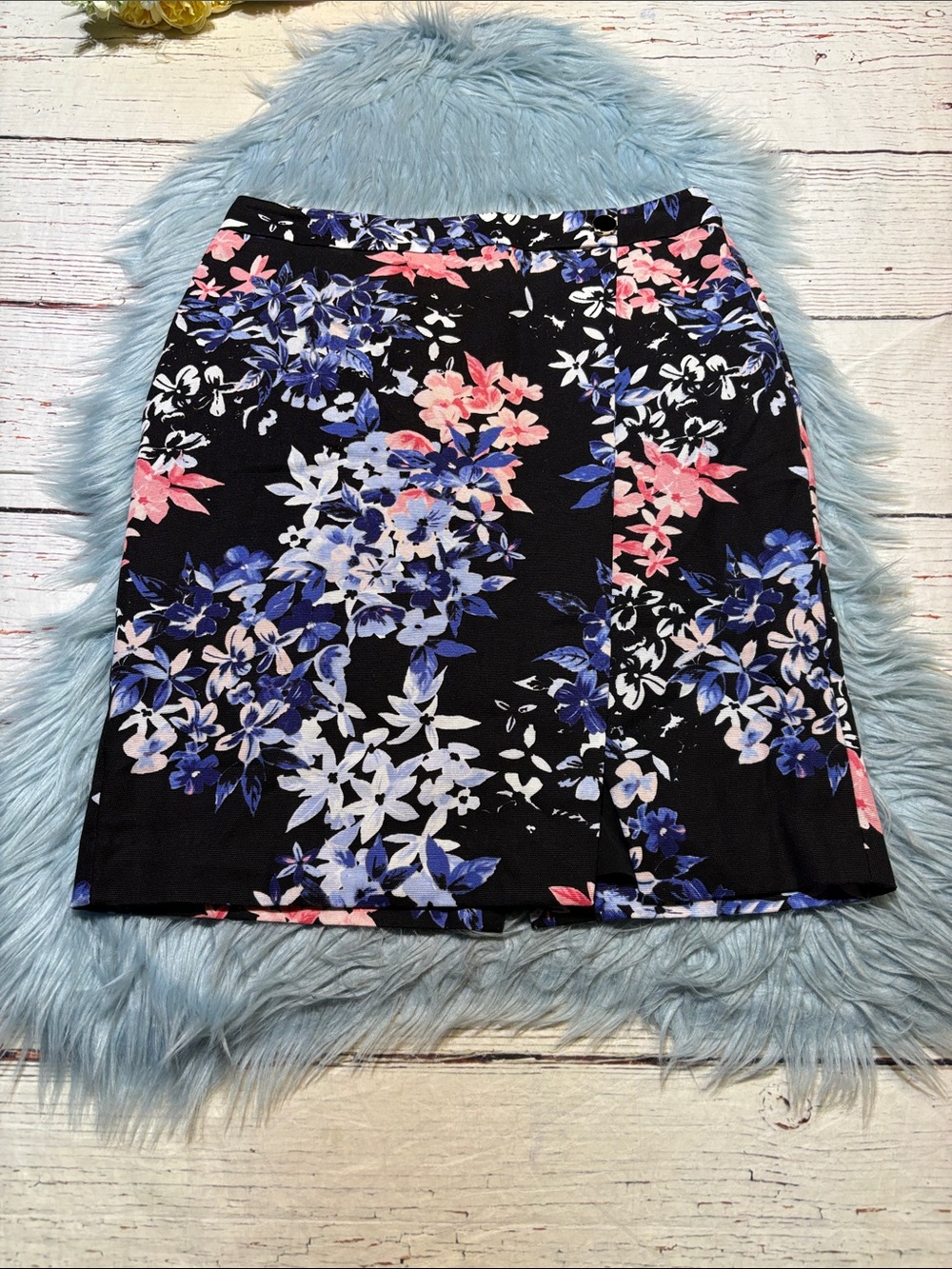 Talbots Black Mini Skirt with Blue and Pink Floral Print sz 10P